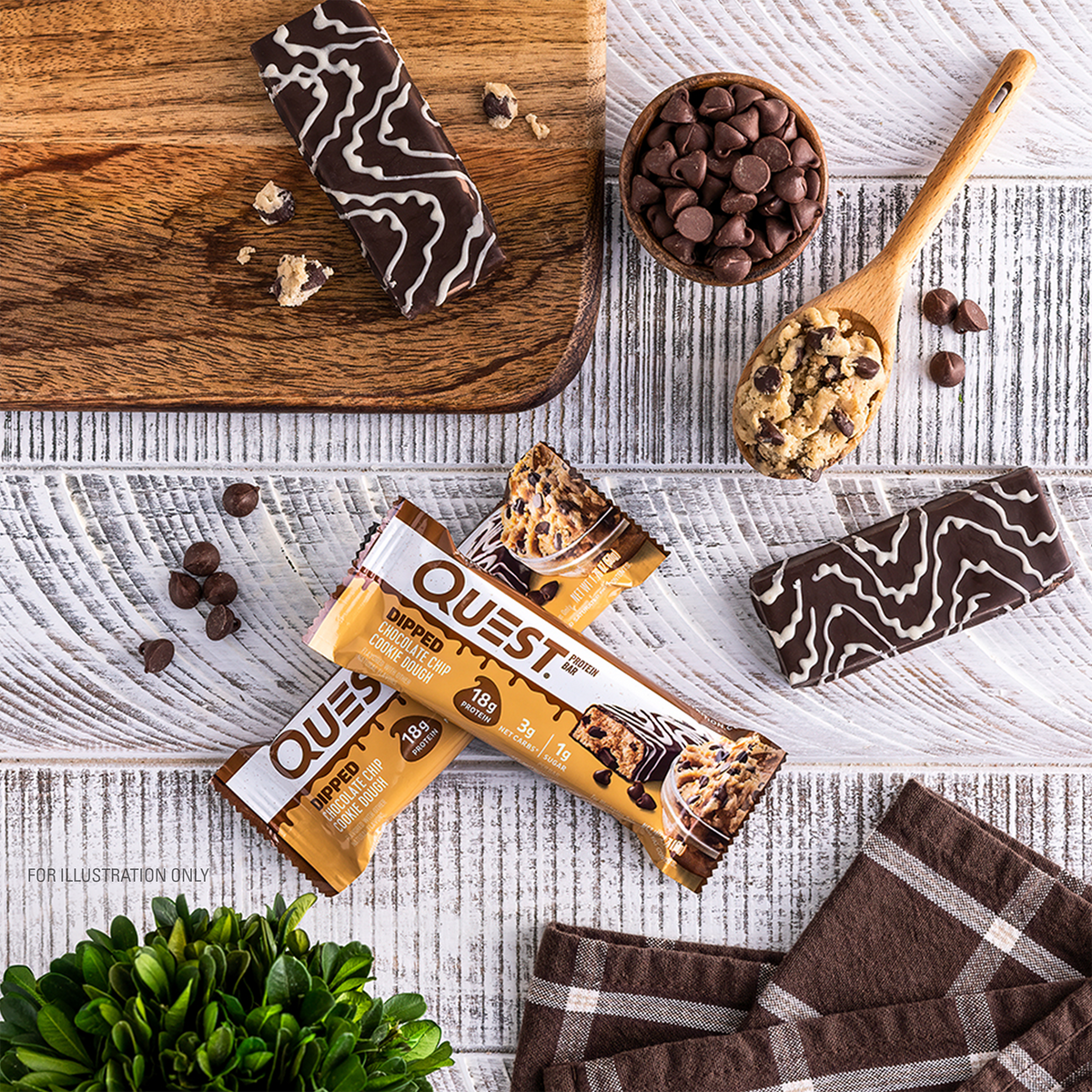 dipped-chocolate-chip-cookie-dough-protein-bar-k9 qst-012268_dipped-chocolate-chip-cookie-dough-protein-bar_7.png